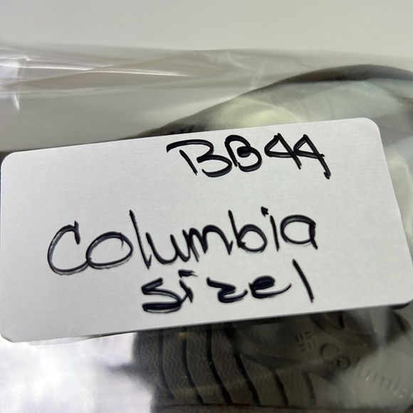 Kids  Columbia Sun Chaser Sandal size 1 - Picture 8 of 8